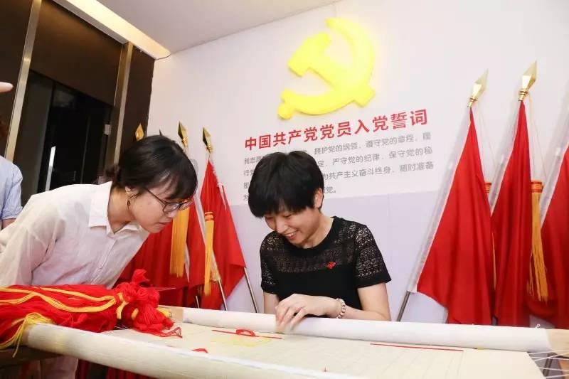 扎心了！郭德纲妻子王惠登上热搜，评论区嘲讽不断 ！
